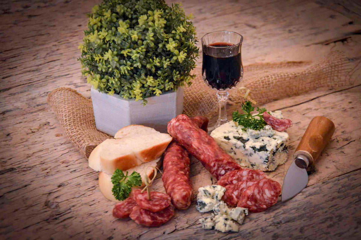 Blue Cheese Saucisson Sec
